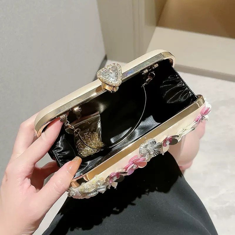 3D Floral Clutch Purse — View 4